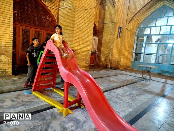 حسینیه کودک ویژه دهه نودی ها در مسجد جامع نیشابور 