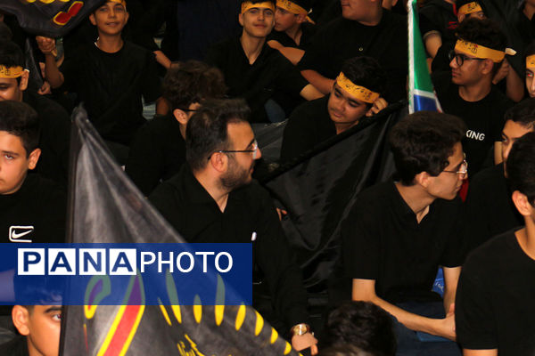 سوگواره «احلی من العسل» با حضور دانش‌آموزان نوجوان عاشورایی در اردبیل