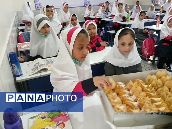 جشن روز جهانی کودک در دبستان فجر اسلام 