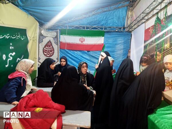 جشن میلاد امام رضا (ع) در پنجاه و نهمین شب از تجمعات مردم رجایی شهر کرج