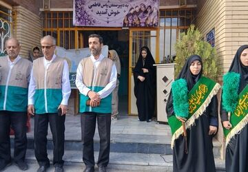 پیوند دل‌های دانش‌آموزان شازندی با حریم قدسی رضوی