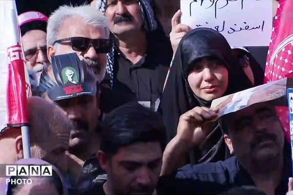 اشک‌ها و بغض‌های میلیونی در مسیر تشییع پیکر مطهر رهبر شهید