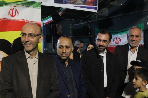 بازدید قائم‌مقام سازمان دانش‌آموزی از غرفه نوجوان مبارز و شهدای دانش‌آموز ورامین