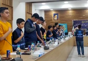 برگزاری نشت مدیر کل نوسازی مدارس استان اصفهان با خبرنگاران پانا 