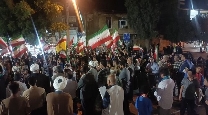 حضور پرشور پیشتازان حاجی‌آباد در اجتماعات شبانه