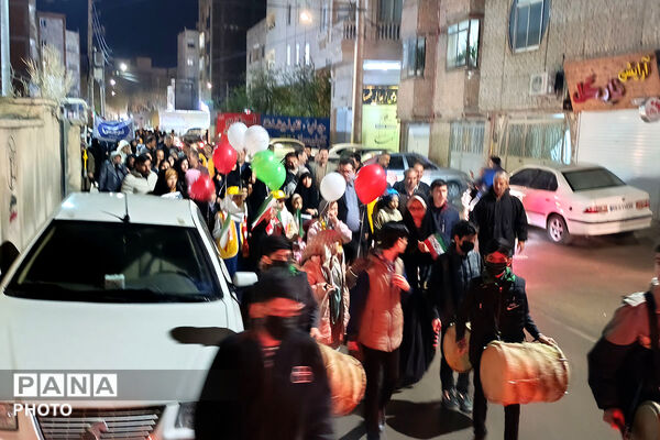  حضور فرهنگیان و دانش‌آموزان به‌مناسبت 12 فروردین ماه روز جمهوری اسلامی ایران 
