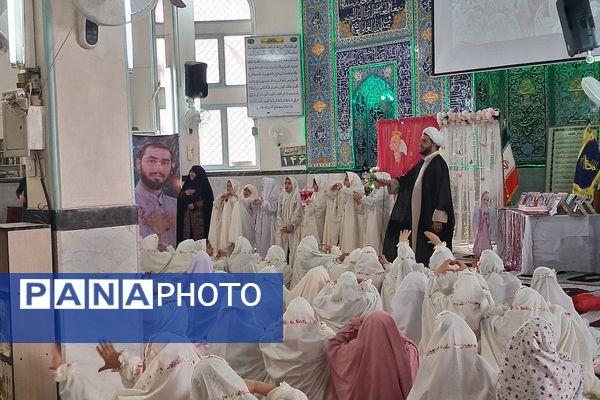 مراسم جشن تکلیف دانش‌آموزان دبستان موجانی ناحیه دو شهرری 