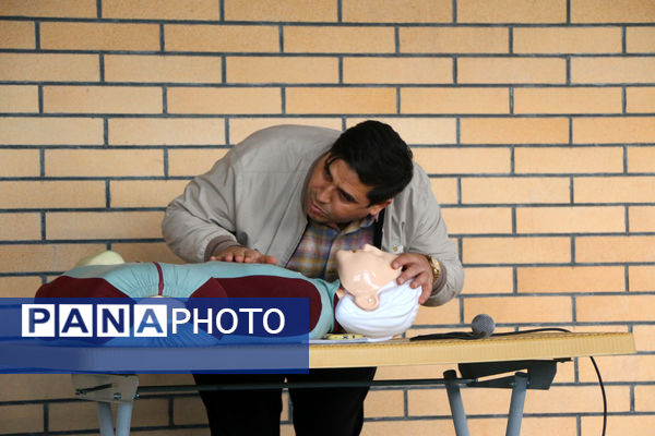 دوره تربیت مربیان ارشد سازمان دانش‌آموزی استان قم