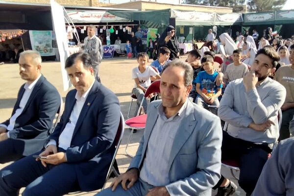 نخستین نمایشگاه «روستا آباد» در بخش مرکزی شهرستان پیشوا