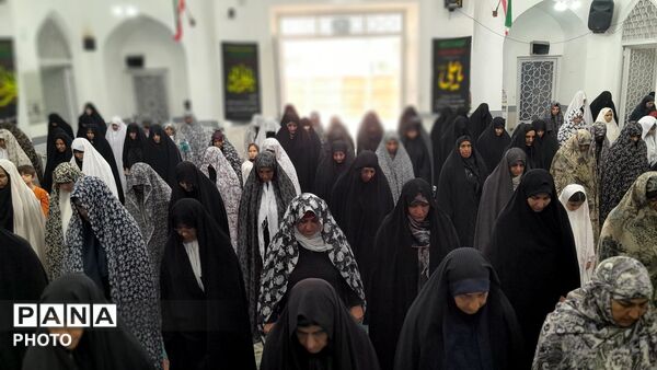 نماز  باشکوه عبادی ،سیاسی جمعه ،شهرستان کوهدشت
