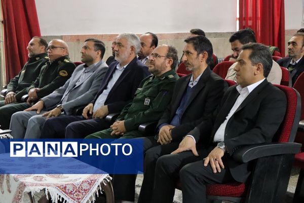  آیین بدرقه کاروان راهیان نور شهرستان بهارستان