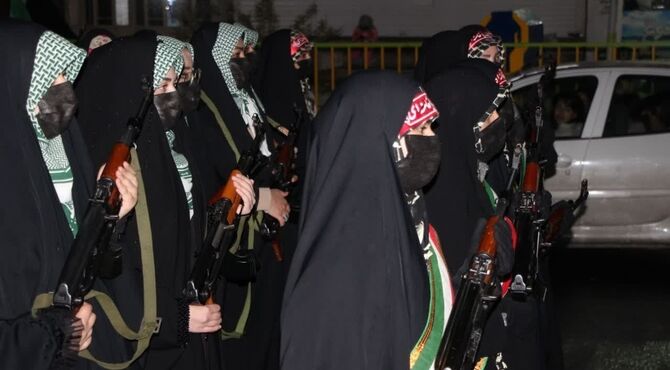 دختران «جانفدا ایران» ساوجبلاغ حماسه‌ساز شدند 
