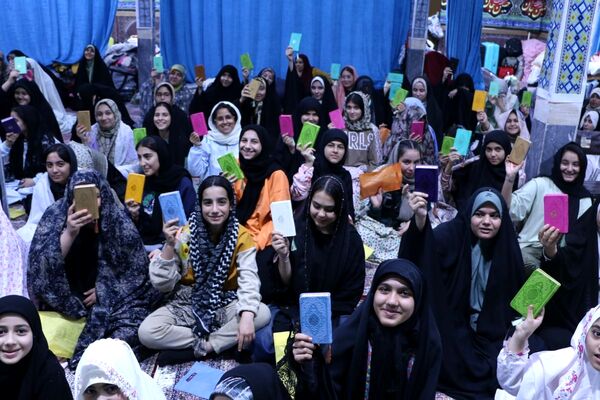  اعتکاف دانش‌آموزی در فضایی معنوی و آرام در ملارد
