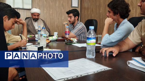 نشست هیات رئیسه شورای دانش‌آموزی استان البرز