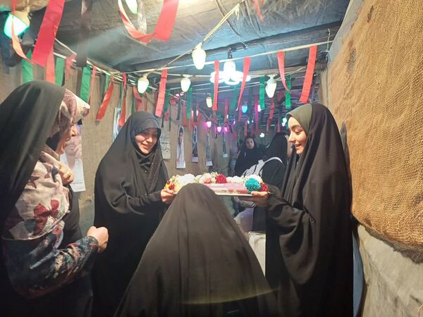 اعتکاف دانش‌آموزی مسجد موسی بن جعفر شهر دولت آباد ویژه دختران