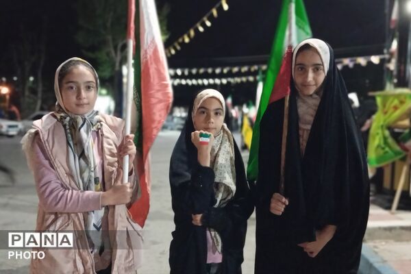 تا پای جان برای ایران؛دانش‌آموزان در میدان 