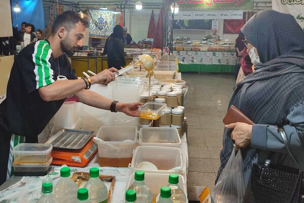نمایشگاه فروش پاییزه در قائمشهر