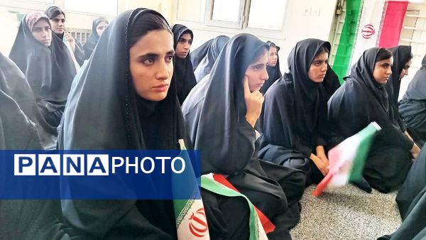 جشن دهه فجر در مجتمع فرهنگی، آموزشی و خوابگاهی حضرت فاطمه معصومه (س) دیشموک