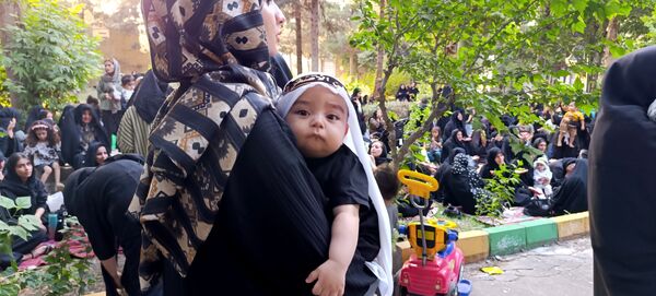 مراسم شیرخوارگان حسینی در آشخانه 