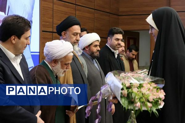 آئین تجلیل از استاد مجتبی قدبیگی قاری بین المللی برگزار گردید