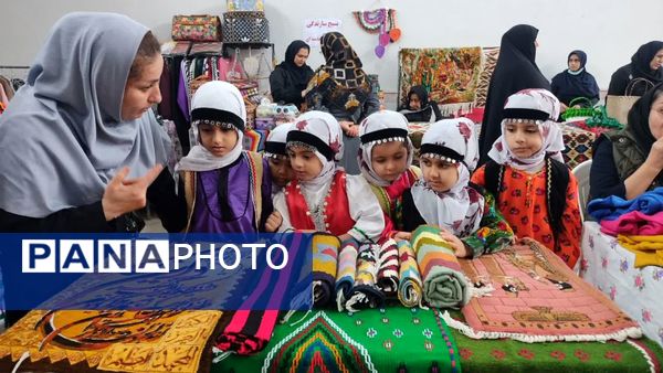 نمایشگاه صنایع دستی و مشاغل خانگی در میاندورود 