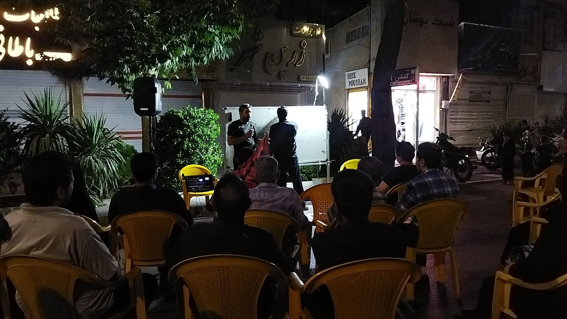 کافه گفتگوی حسینیه امام خمینی نیشابور در شب صد و شصت و چهارم 