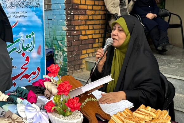 جشن میلاد با سعادت امام زمان (عج‌الله) در مدرسه شاهد‌شهید‌ نوری
