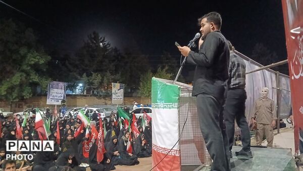 حضور مسئولان شهرستان در شب‌های تجمع