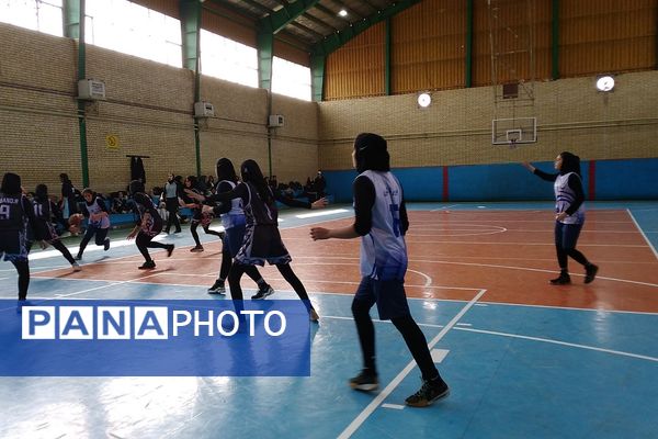 آغاز مسابقات استانی بسکتبال دختران شهرستانهای تهران در کهریزک 