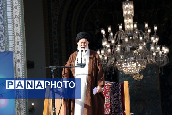 حرم مطهر رضوی، غرق در نوای مهمانان خدا