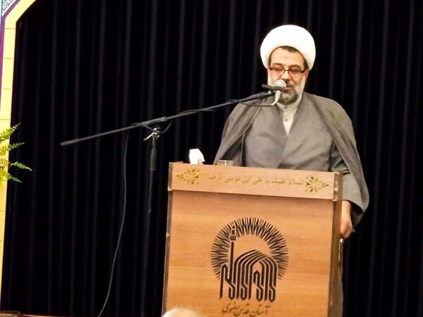 یک سال از نبود شهید جمهور میگذرد