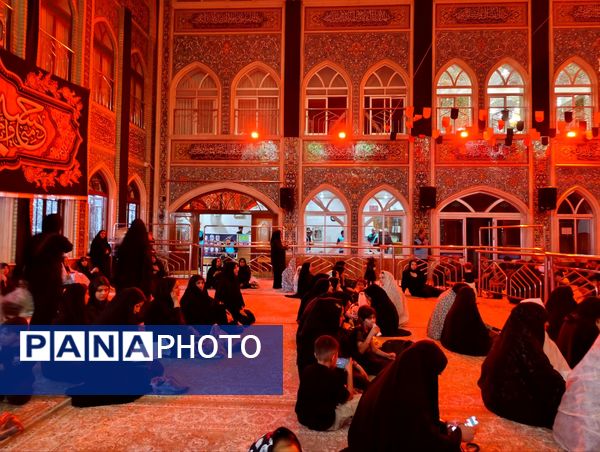 برگزاری مراسم عزاداری شب عاشورا در تکیه ابوالفضلی نیشابور 