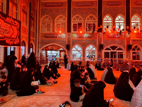 برگزاری مراسم عزاداری شب عاشورا در تکیه ابوالفضلی نیشابور 