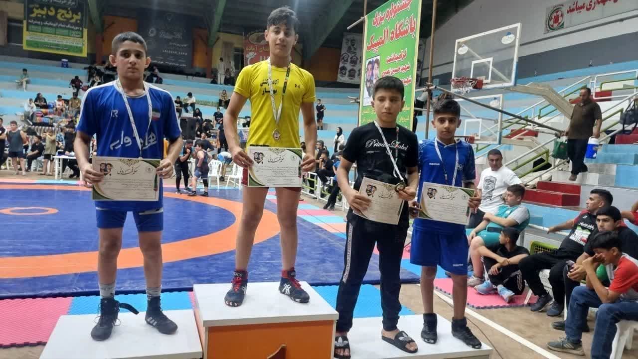 طلای کشتی نونهالان به نوجوان لالجینی رسید