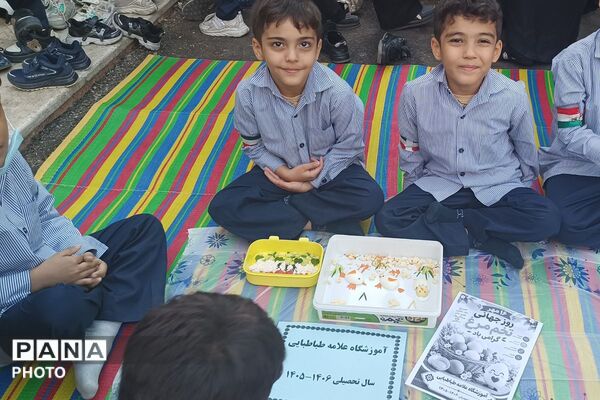به وقت سلامتی؛ پیوند روز جهانی غذا و تخم‌مرغ در دبستان علامه طباطبایی (ره)