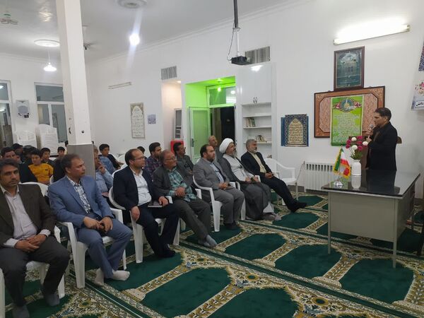 برگزاری کلاس سیری در نهج البلاغه در دبیرستان نمونه دانش کاشمر