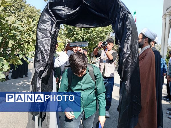 اعزام دانش‌آموزان گروه سرود سفینة النجاة نیشابور به پیاده‌روی اربعین حسینی 