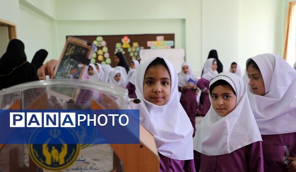 جشن عاطفه‌ها، فرصتی برای مرور درس مهرورزی و همدلی