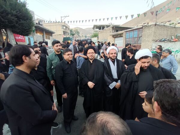 مراسم سوگواری، علم گردانی در روستای گرمدره 