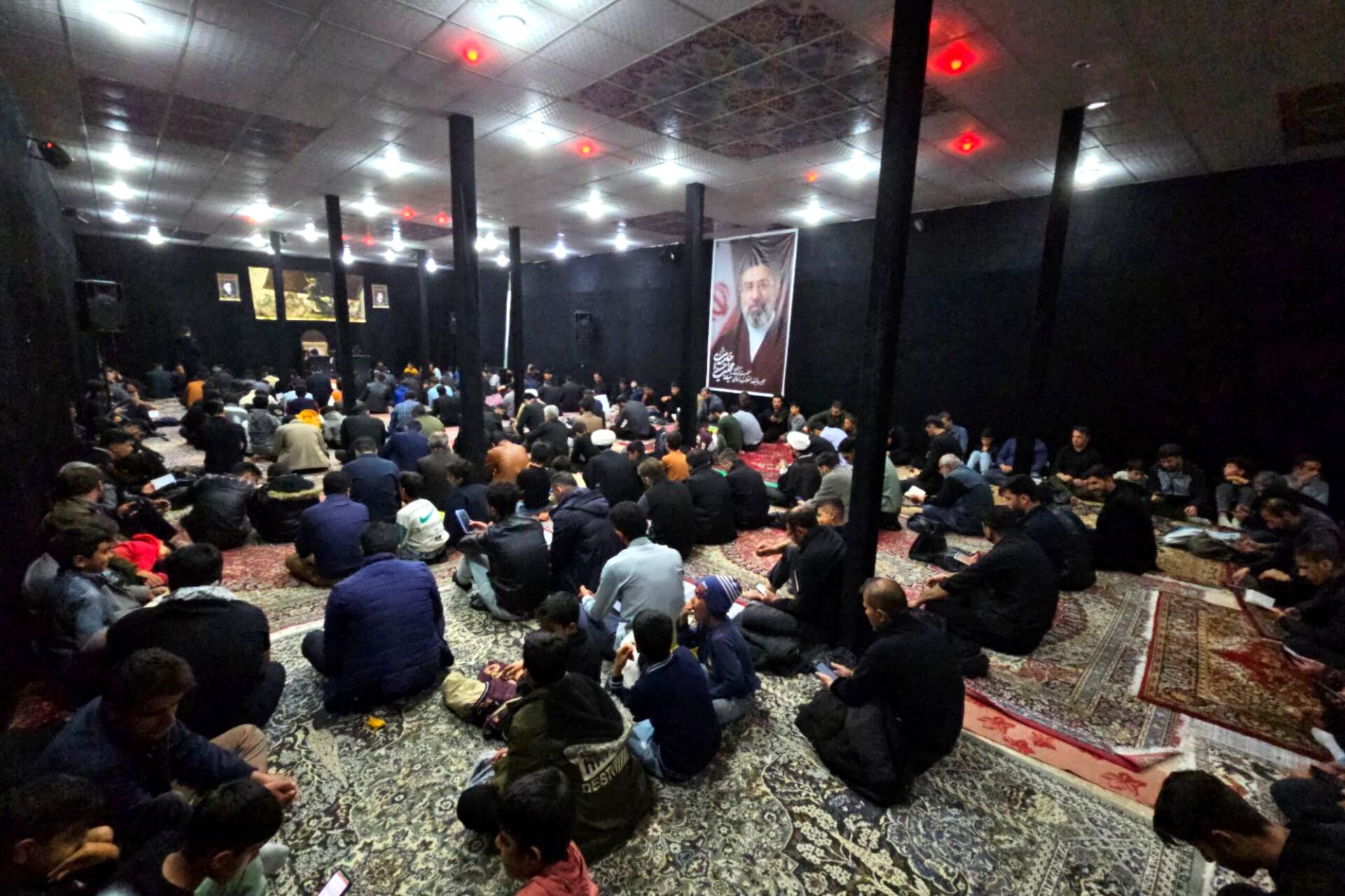 مراسم شب سوم قدر در مسجد امام رضا(ع) شهرستان لردگان