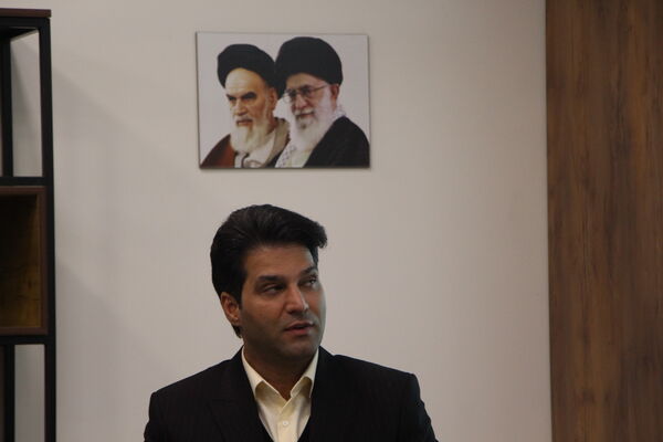 بازدید خبرنگاران از ایستگاهای اتوبوس شهری و حمل‌ونقل یزد