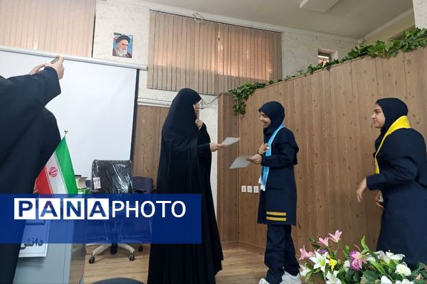 جلسه مجلس دانش‌آموزی ناحیه 4 شیراز 