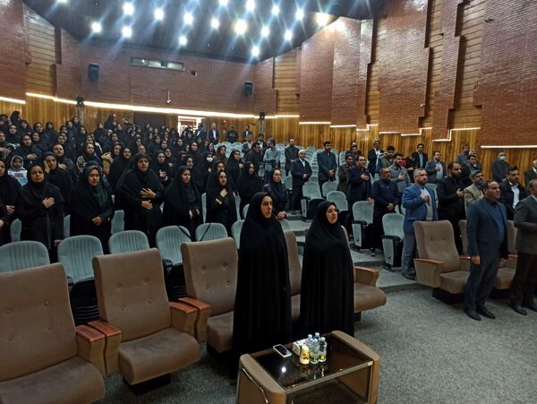 نشست طرح نماد در تالار تربیت ؛ گامی برای تقویت مراقبت اجتماعی دانش‌آموزان 