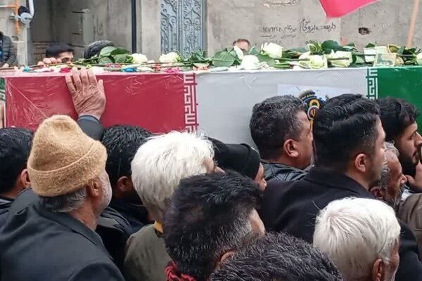 مراسم وادع کردکویی‌ها با شهید ناو دنا