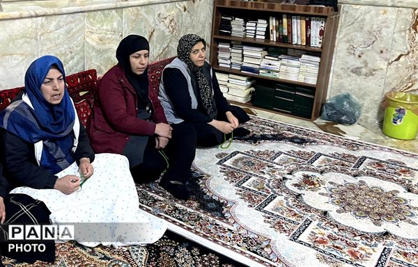 شبی پر از معنویت در امامزاده هادی ساوجبلاغ در شب‌های رمضان 