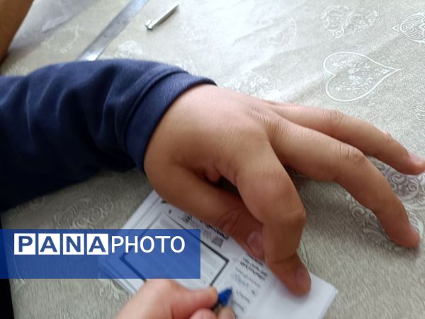  انتخابات شورای دانش‌آموزی در دبیرستان سما شهرستان کاشمر 