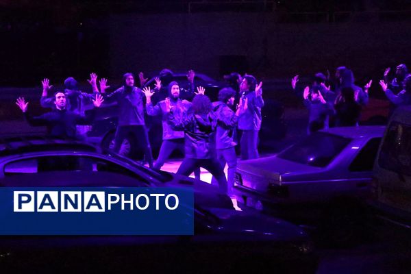 اجرای نمایش «راهبندان» در سومین شب از کنگره ملی 5580 شهید استان البرز