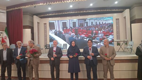 تجلیل از بازنشستگان آموزش و پرورش استان خراسان رضوی