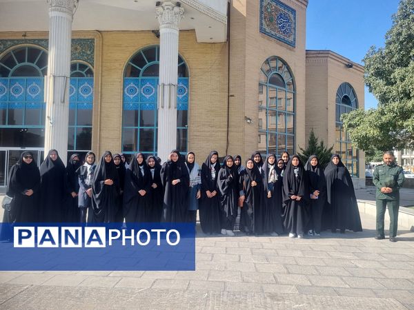 تجلیل از برگزیدگان کنکور سراسری در فرهنگسرای سیمرغ نیشابور 