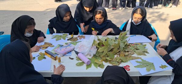 ایستگاه سبز طبیعت در مدرسه شهید رزمی خلیل آباد